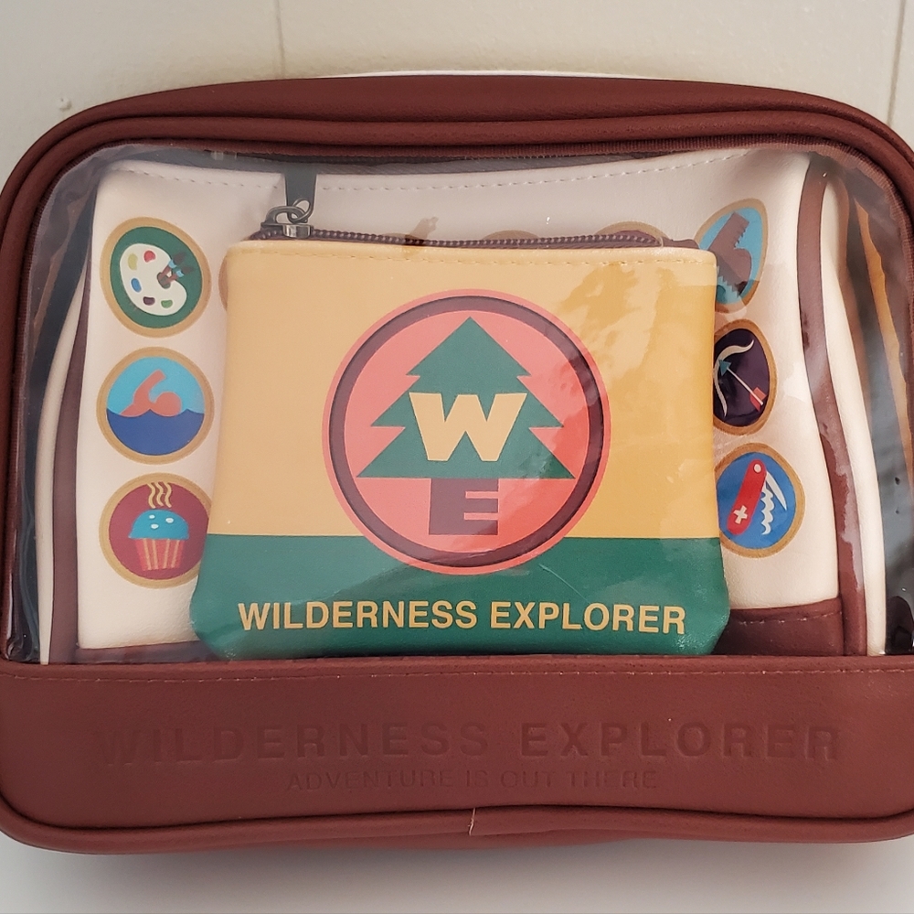 *SOLD* Loungefly Pixar Up wilderness explorer Cosmetic Bag set